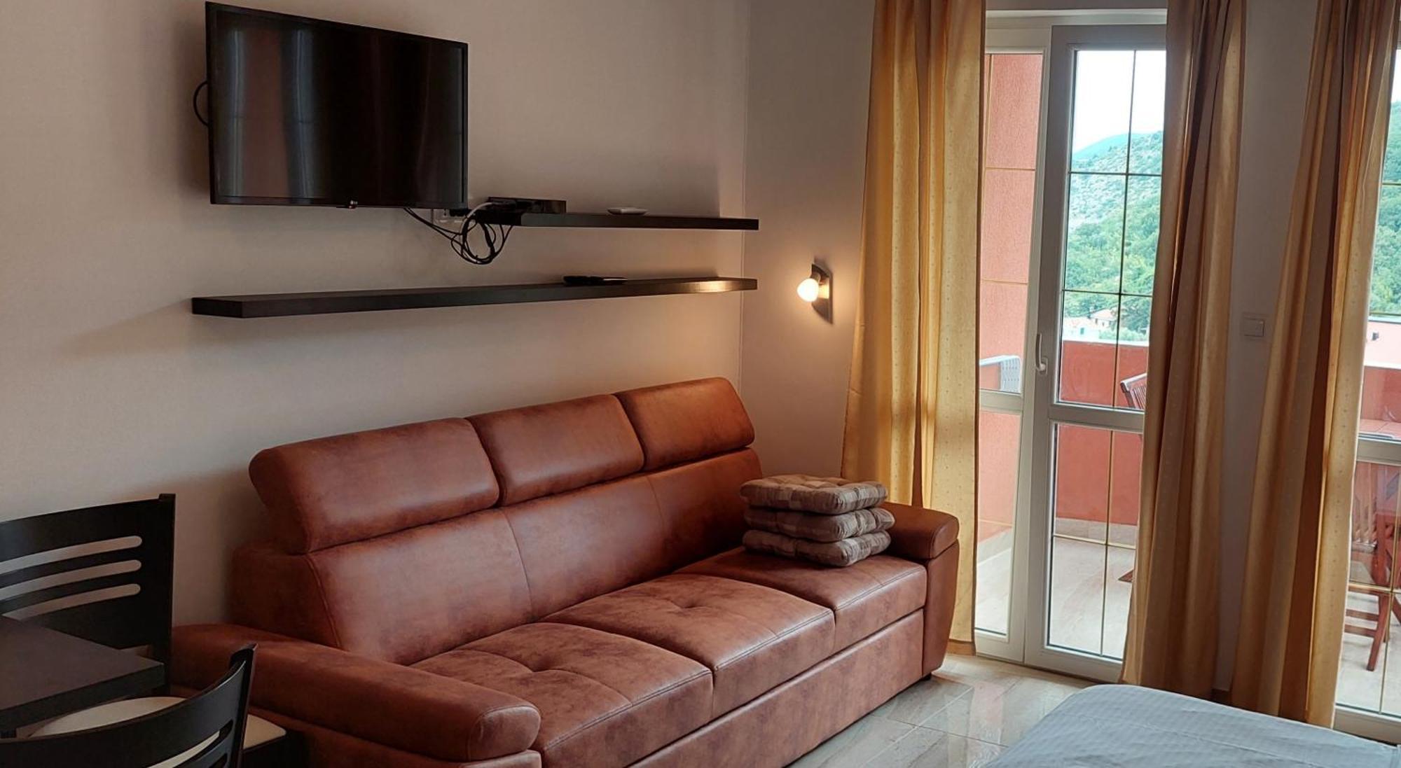 Danilo Kazanegra Apartman Sveti Stefan