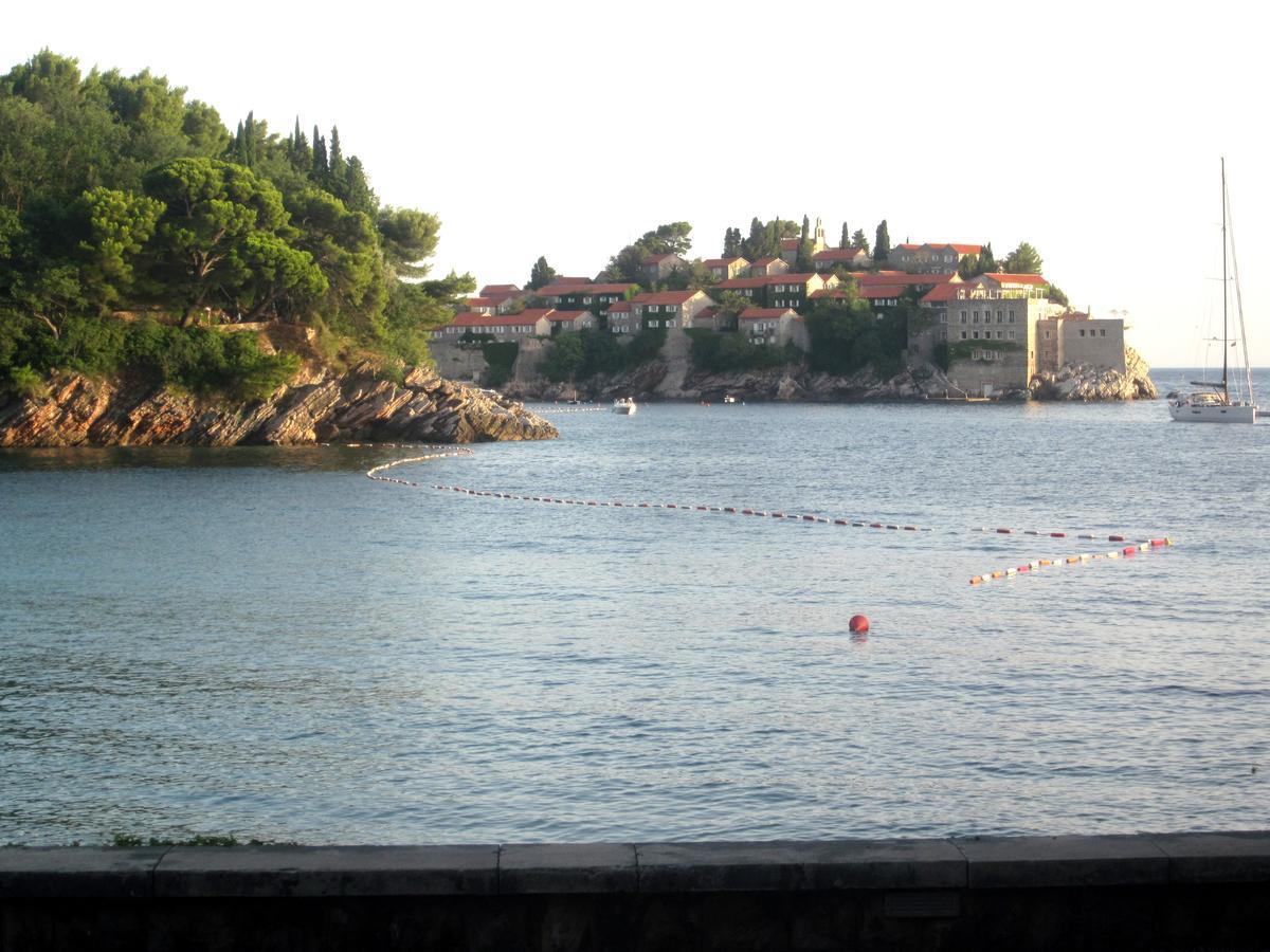 Danilo Kazanegra * Sveti Stefan